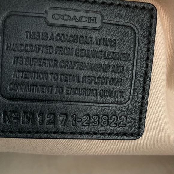 Authentic black large Coach leather tote - Picture 4 of 13